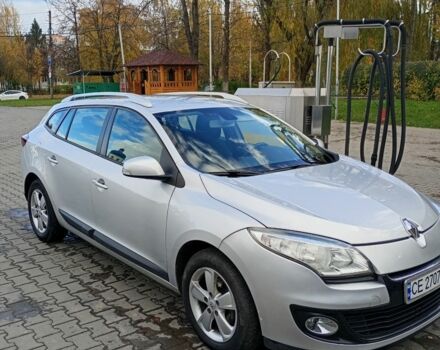 Рено Меган 2013 в Черновцах на Automoto.ua Серый Рено Меган, объемом двигателя 1.5 л и пробегом 242 тыс. км за 6500 $, фото 2 на Automoto.ua