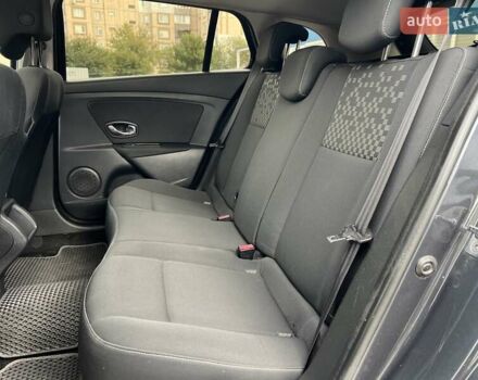 Серый Рено Меган, объемом двигателя 1.5 л и пробегом 270 тыс. км за 7500 $, фото 32 на Automoto.ua