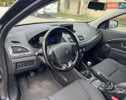 Серый Рено Меган, объемом двигателя 1.5 л и пробегом 270 тыс. км за 7500 $, фото 19 на Automoto.ua