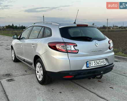 Серый Рено Меган, объемом двигателя 1.46 л и пробегом 250 тыс. км за 7500 $, фото 1 на Automoto.ua