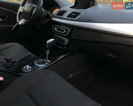 Серый Рено Меган, объемом двигателя 1.5 л и пробегом 251 тыс. км за 8450 $, фото 47 на Automoto.ua