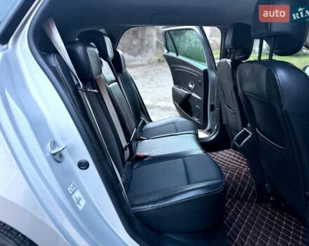 Сірий Рено Меган, об'ємом двигуна 1.6 л та пробігом 230 тис. км за 7700 $, фото 103 на Automoto.ua