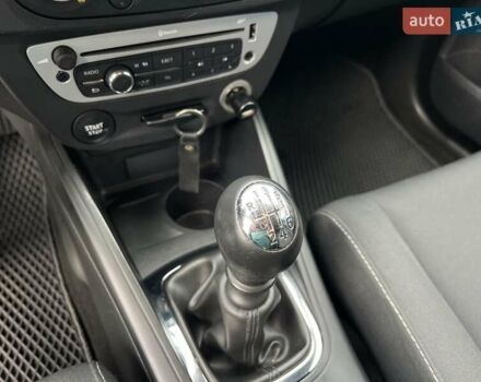 Серый Рено Меган, объемом двигателя 1.5 л и пробегом 270 тыс. км за 7500 $, фото 28 на Automoto.ua