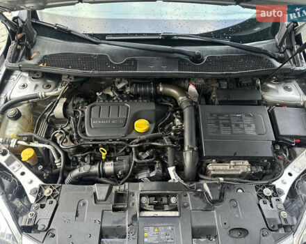 Серый Рено Меган, объемом двигателя 1.6 л и пробегом 197 тыс. км за 7699 $, фото 27 на Automoto.ua