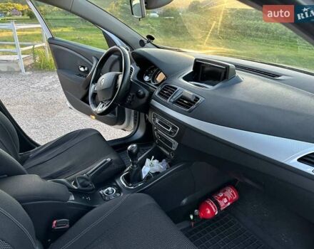 Рено Меган 2013 в Виннице на Automoto.ua Серый Рено Меган, объемом двигателя 1.46 л и пробегом 270 тыс. км за 7800 $, фото 21 на Automoto.ua