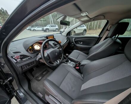 Сірий Рено Меган, об'ємом двигуна 1.5 л та пробігом 233 тис. км за 8500 $, фото 2 на Automoto.ua