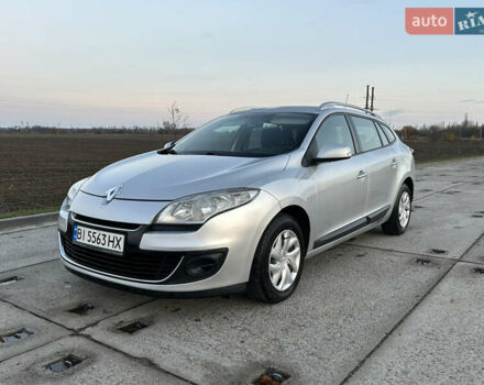 Серый Рено Меган, объемом двигателя 1.46 л и пробегом 250 тыс. км за 7500 $, фото 5 на Automoto.ua