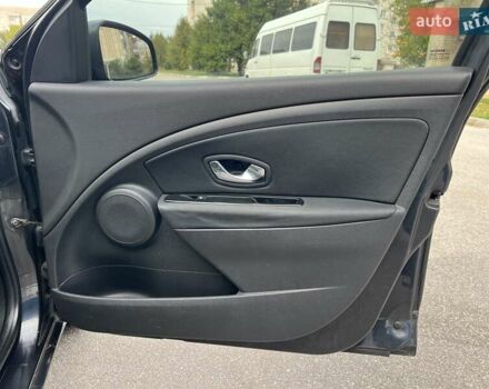 Серый Рено Меган, объемом двигателя 1.5 л и пробегом 270 тыс. км за 7500 $, фото 41 на Automoto.ua