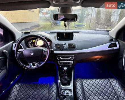 Серый Рено Меган, объемом двигателя 1.46 л и пробегом 228 тыс. км за 9200 $, фото 21 на Automoto.ua