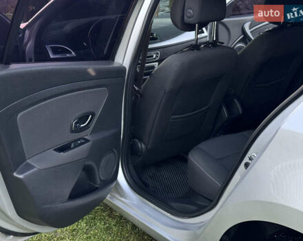 Серый Рено Меган, объемом двигателя 1.46 л и пробегом 228 тыс. км за 9200 $, фото 38 на Automoto.ua