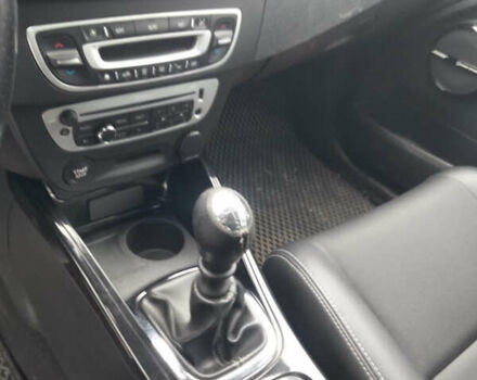 Сірий Рено Меган, об'ємом двигуна 1.46 л та пробігом 230 тис. км за 7900 $, фото 6 на Automoto.ua