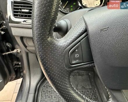 Сірий Рено Меган, об'ємом двигуна 1.5 л та пробігом 261 тис. км за 8350 $, фото 22 на Automoto.ua