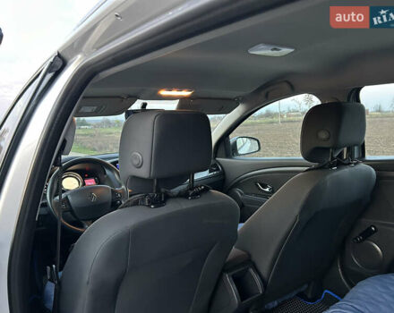 Серый Рено Меган, объемом двигателя 1.46 л и пробегом 250 тыс. км за 7500 $, фото 26 на Automoto.ua