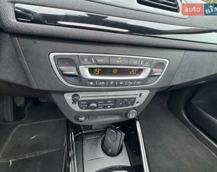 Серый Рено Меган, объемом двигателя 1.46 л и пробегом 233 тыс. км за 9800 $, фото 39 на Automoto.ua