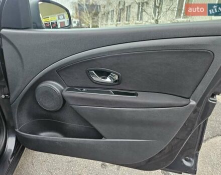 Серый Рено Меган, объемом двигателя 1.6 л и пробегом 173 тыс. км за 7450 $, фото 64 на Automoto.ua