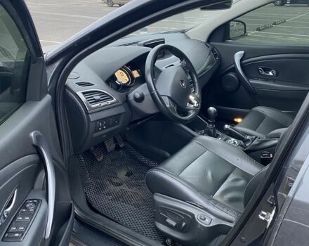 Серый Рено Меган, объемом двигателя 1.5 л и пробегом 251 тыс. км за 7500 $, фото 5 на Automoto.ua