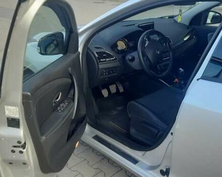 Серый Рено Меган, объемом двигателя 1.5 л и пробегом 255 тыс. км за 5500 $, фото 9 на Automoto.ua