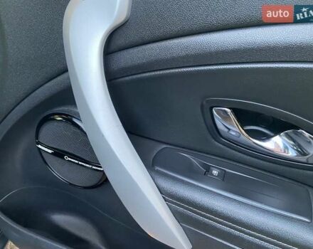 Серый Рено Меган, объемом двигателя 1.5 л и пробегом 194 тыс. км за 8850 $, фото 157 на Automoto.ua