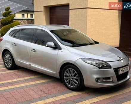 Сірий Рено Меган, об'ємом двигуна 1.46 л та пробігом 318 тис. км за 8000 $, фото 3 на Automoto.ua