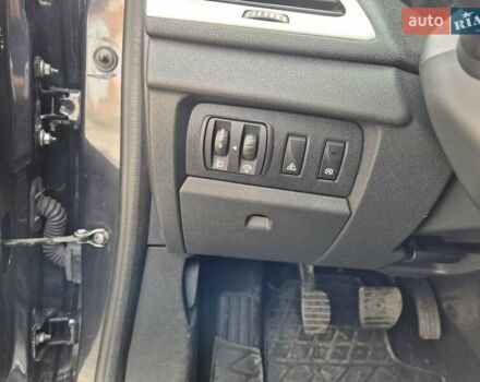 Серый Рено Меган, объемом двигателя 1.5 л и пробегом 302 тыс. км за 7150 $, фото 18 на Automoto.ua