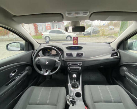 Серый Рено Меган, объемом двигателя 1.46 л и пробегом 183 тыс. км за 9300 $, фото 15 на Automoto.ua