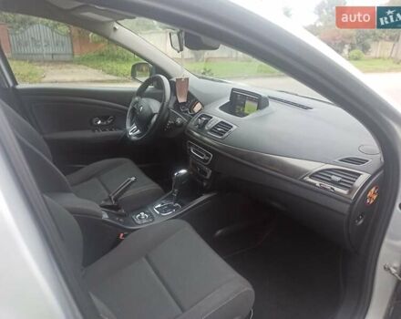 Серый Рено Меган, объемом двигателя 1.5 л и пробегом 250 тыс. км за 7300 $, фото 12 на Automoto.ua