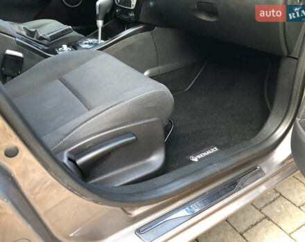 Серый Рено Меган, объемом двигателя 1.5 л и пробегом 251 тыс. км за 8450 $, фото 48 на Automoto.ua