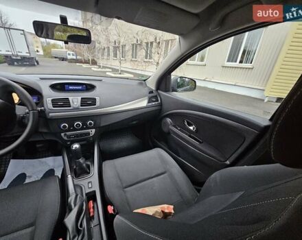 Серый Рено Меган, объемом двигателя 1.6 л и пробегом 173 тыс. км за 7450 $, фото 59 на Automoto.ua