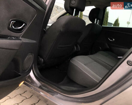 Серый Рено Меган, объемом двигателя 1.5 л и пробегом 256 тыс. км за 8350 $, фото 49 на Automoto.ua