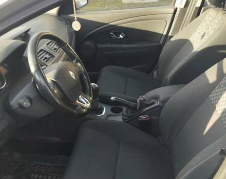 Сірий Рено Меган, об'ємом двигуна 1.5 л та пробігом 277 тис. км за 7500 $, фото 4 на Automoto.ua