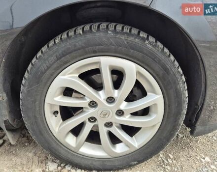 Серый Рено Меган, объемом двигателя 1.5 л и пробегом 302 тыс. км за 7150 $, фото 33 на Automoto.ua