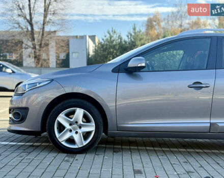 Серый Рено Меган, объемом двигателя 1.5 л и пробегом 243 тыс. км за 7999 $, фото 11 на Automoto.ua