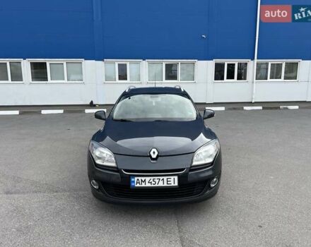 Серый Рено Меган, объемом двигателя 1.5 л и пробегом 270 тыс. км за 7500 $, фото 1 на Automoto.ua