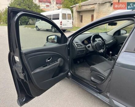 Серый Рено Меган, объемом двигателя 1.5 л и пробегом 270 тыс. км за 7500 $, фото 12 на Automoto.ua