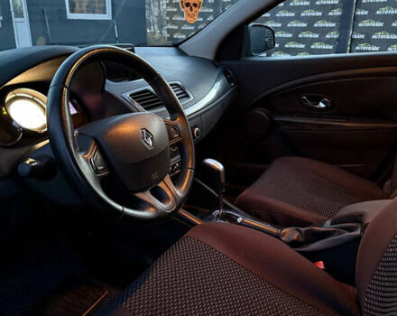 Серый Рено Меган, объемом двигателя 1.46 л и пробегом 276 тыс. км за 5700 $, фото 6 на Automoto.ua