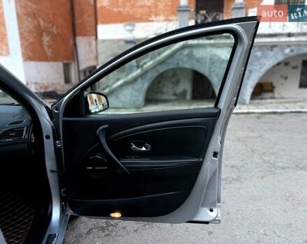 Сірий Рено Меган, об'ємом двигуна 1.6 л та пробігом 230 тис. км за 7700 $, фото 37 на Automoto.ua