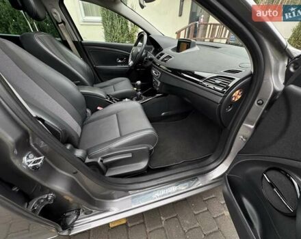 Серый Рено Меган, объемом двигателя 1.46 л и пробегом 233 тыс. км за 9800 $, фото 41 на Automoto.ua