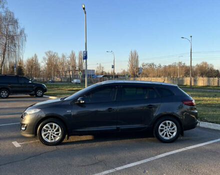 Серый Рено Меган, объемом двигателя 1.46 л и пробегом 230 тыс. км за 10000 $, фото 2 на Automoto.ua