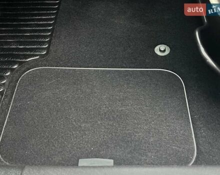 Серый Рено Меган, объемом двигателя 1.46 л и пробегом 230 тыс. км за 7470 $, фото 53 на Automoto.ua