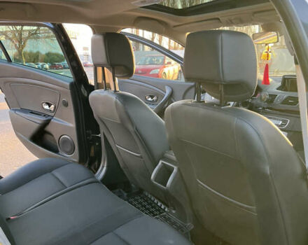 Серый Рено Меган, объемом двигателя 1.46 л и пробегом 230 тыс. км за 10000 $, фото 13 на Automoto.ua