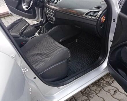 Серый Рено Меган, объемом двигателя 1.46 л и пробегом 244 тыс. км за 6500 $, фото 1 на Automoto.ua