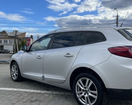 Рено Меган 2013 в Черновцах на Automoto.ua Серый Рено Меган, объемом двигателя 1.5 л и пробегом 255 тыс. км за 8280 $, фото 8 на Automoto.ua