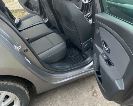 Серый Рено Меган, объемом двигателя 1.5 л и пробегом 222 тыс. км за 7750 $, фото 14 на Automoto.ua