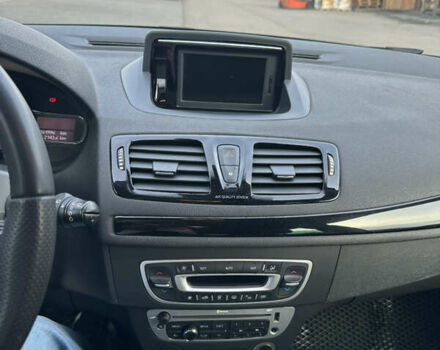 Сірий Рено Меган, об'ємом двигуна 1.6 л та пробігом 262 тис. км за 8200 $, фото 16 на Automoto.ua