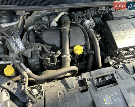 Серый Рено Меган, объемом двигателя 1.5 л и пробегом 320 тыс. км за 8100 $, фото 20 на Automoto.ua