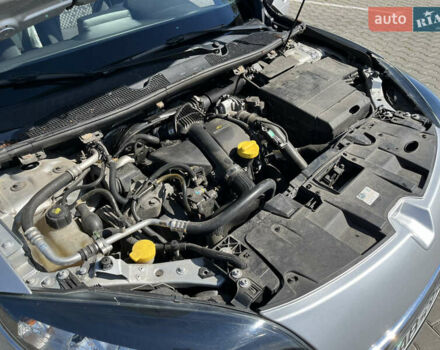 Серый Рено Меган, объемом двигателя 1.46 л и пробегом 230 тыс. км за 8000 $, фото 18 на Automoto.ua