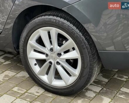 Серый Рено Меган, объемом двигателя 1.46 л и пробегом 230 тыс. км за 7470 $, фото 18 на Automoto.ua