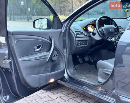 Серый Рено Меган, объемом двигателя 1.5 л и пробегом 264 тыс. км за 7600 $, фото 11 на Automoto.ua