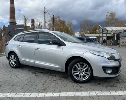 Рено Меган 2013 в Черновцах на Automoto.ua Серый Рено Меган, объемом двигателя 1.5 л и пробегом 255 тыс. км за 8280 $, фото 3 на Automoto.ua