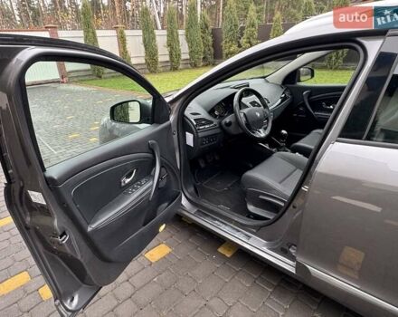 Серый Рено Меган, объемом двигателя 1.46 л и пробегом 233 тыс. км за 9800 $, фото 26 на Automoto.ua